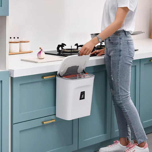 Basurero Colgante con Tapa para tu Hogar | Pepela Colgante adhesiva
